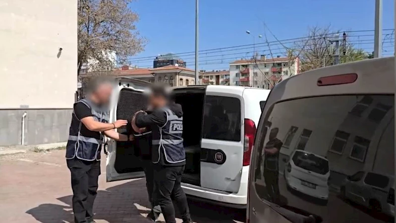 Kayseri’de 35 yıl kesinleşmiş hapis cezası bulunan 2 şahıs yakalandı

