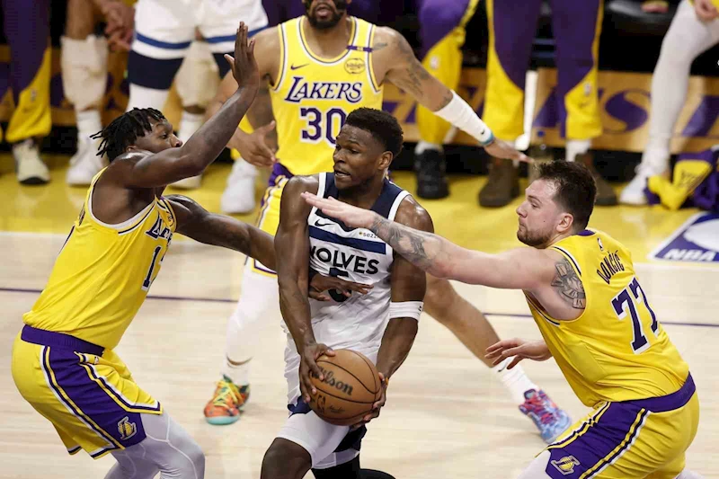 Los Angeles Lakers seriyi 1-1’e getirdi
