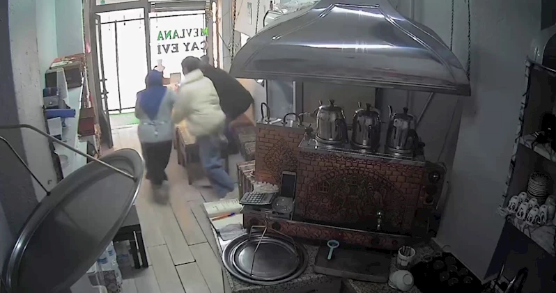 İstanbul’da 6.2’lik deprem anı kamerada
