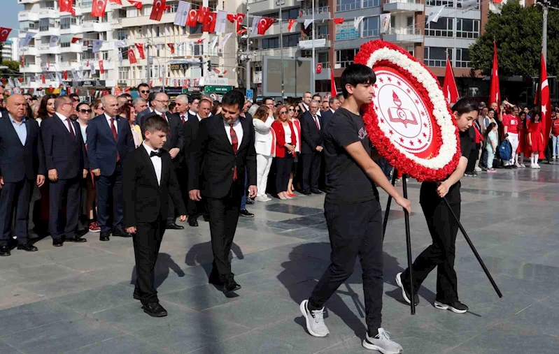 Antalya’da 23 Nisan Ulusal Egemenlik ve Çocuk Bayramı kutlamaları
