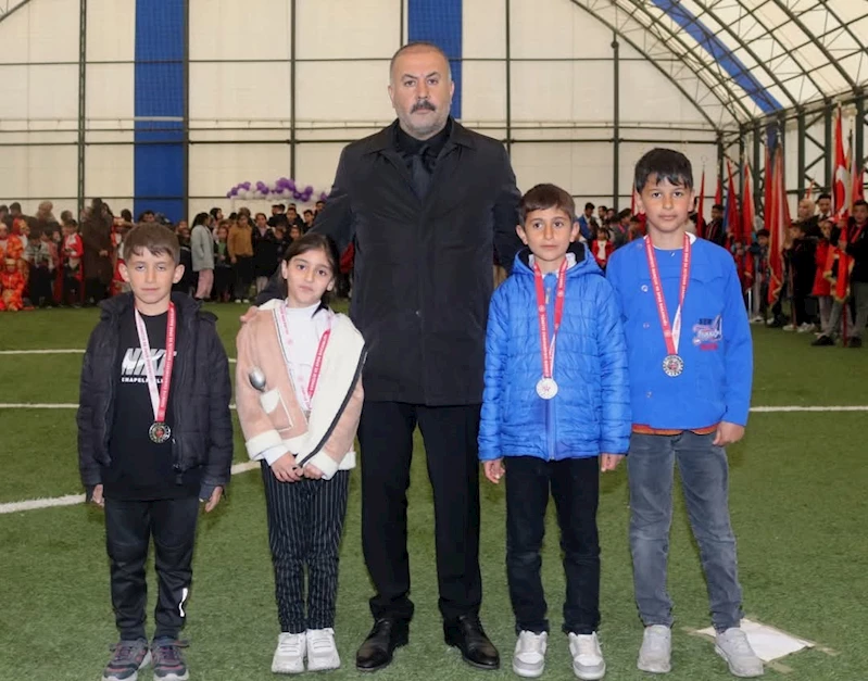23Nisan Tutak’ta coşkuyla kutlandı
