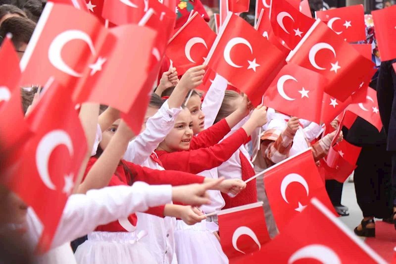 Sakarya’da 23 Nisan coşkusu çeşitli etkinliklerle kutlanıyor
