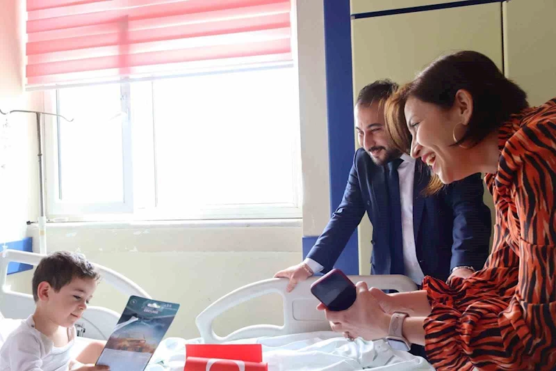 Söke Fehime Faik Kocagöz Devlet Hastanesi’nde çocuk servisinde 23 Nisan coşkusu
