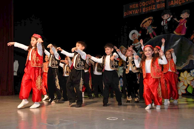 Gümüşhane’de 23 Nisan Ulusal Egemenlik ve Çocuk Bayramı coşkusu

