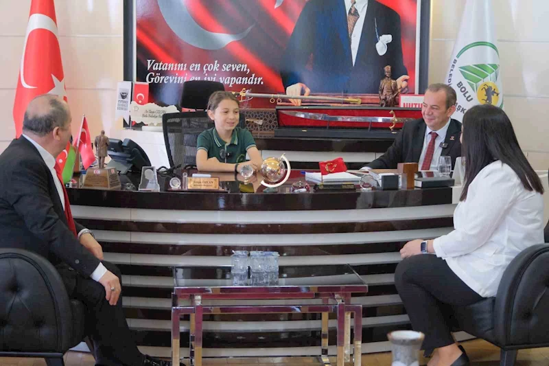 Makam koltuğunu 4.sınıf öğrencisi devraldı

