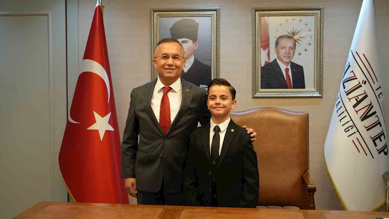 Vali Çerber, 23 Nisan’da koltuğunu devretti
