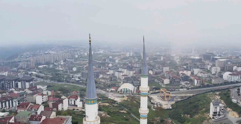 Arnavutköy’de depremde hasar alan cami mühürlendi
