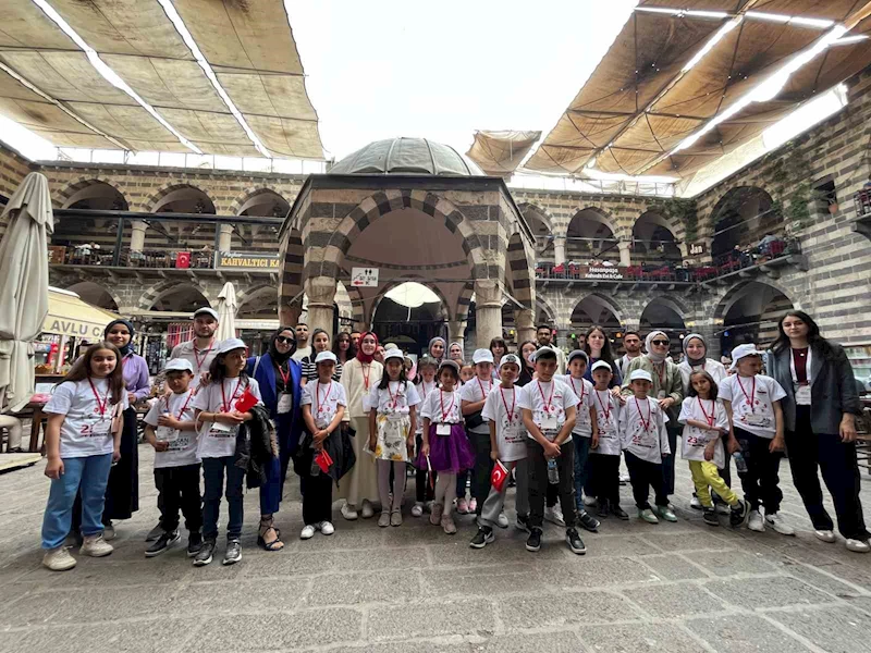 Diyarbakır’da 23 ilkokulun öğrencisine tarihi yerlere gezi düzenlendi
