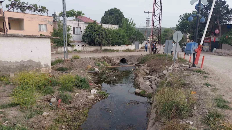 Elektrik akımına kapılan anne-kız hayatını kaybetti
