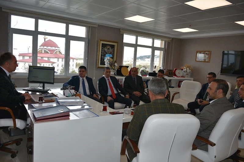 Çakmur’dan yeni ilçe müdürlerine başarı diledi
