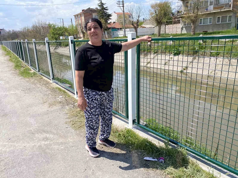 Ölüm kanalına yapılan korkulukların yetersizliği vatandaşı isyan ettirdi
