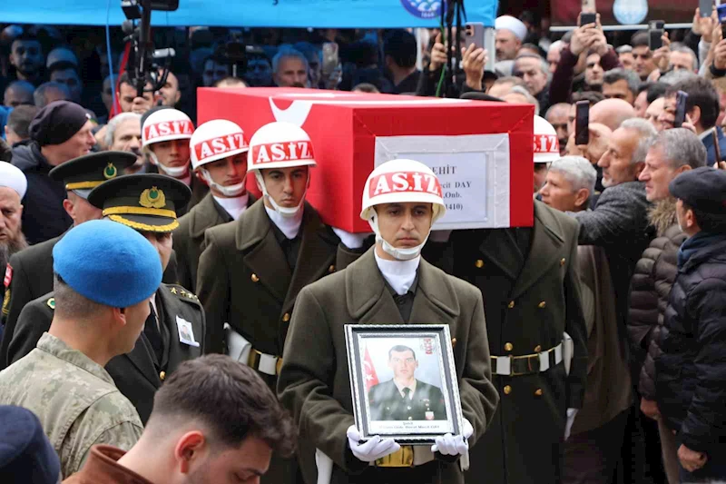 Kuzey Irak’ta Dron saldırısı sonrası şehit olan Uzman Onbaşı Berat Mecit Day’a son görev
