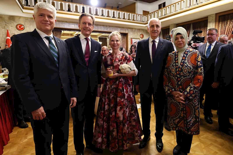 TBMM’de 23 Nisan resepsiyonu düzenlendi
