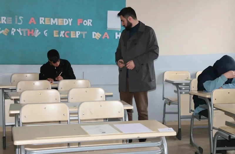 Diyadin’de umre ödüllü bilgi yarışması düzenlendi
