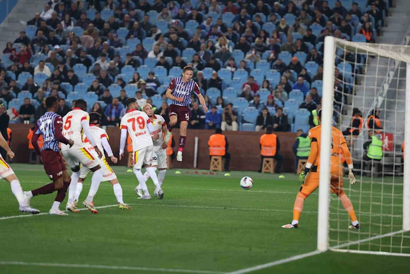 Ziraat Türkiye Kupası: Trabzonspor: 0 - Göztepe: 0 (İlk yarı)
