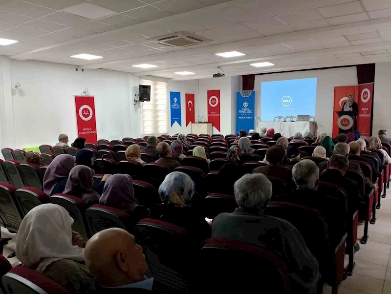 Muğla’da hac seminerleri devam ediyor
