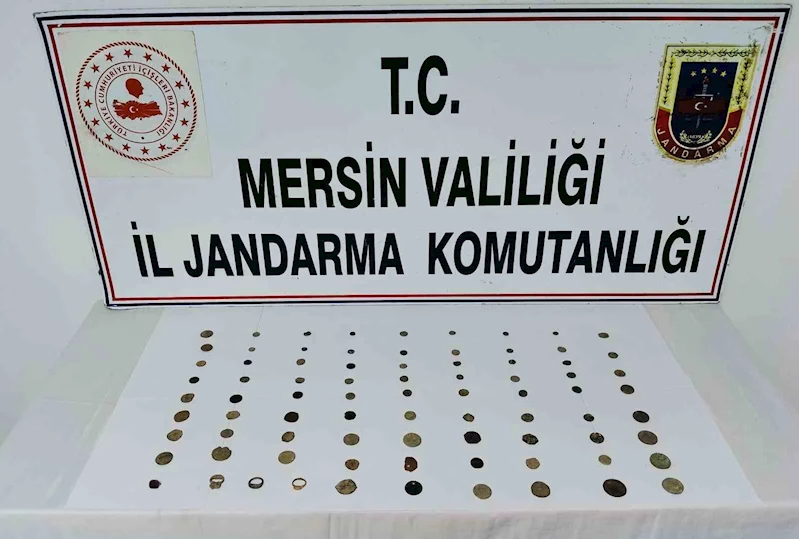 Mersin’de bir şüpheli tarihi eserleri satmaya çalışırken yakalandı
