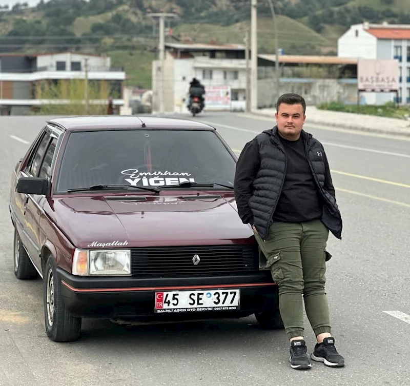 Kullandığı traktörün altında kaldı
