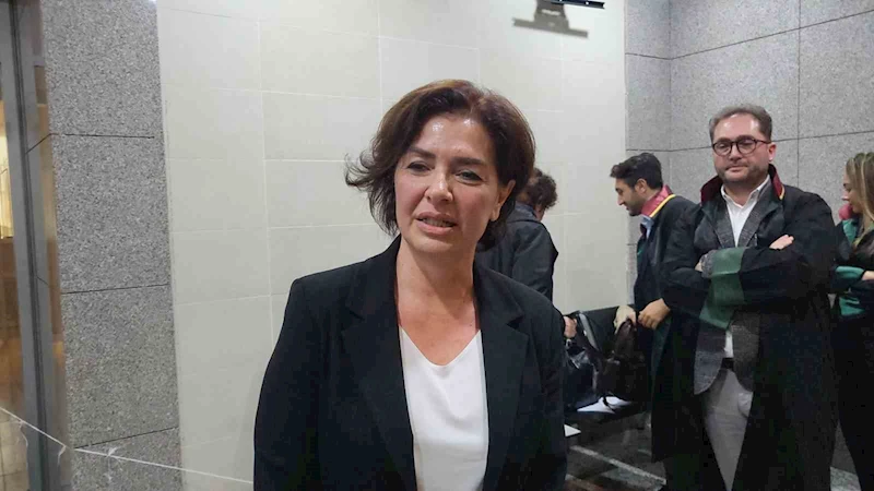 Gazeteci Özlem Gürses’e 1 yıl 3 ay hapis cezası
