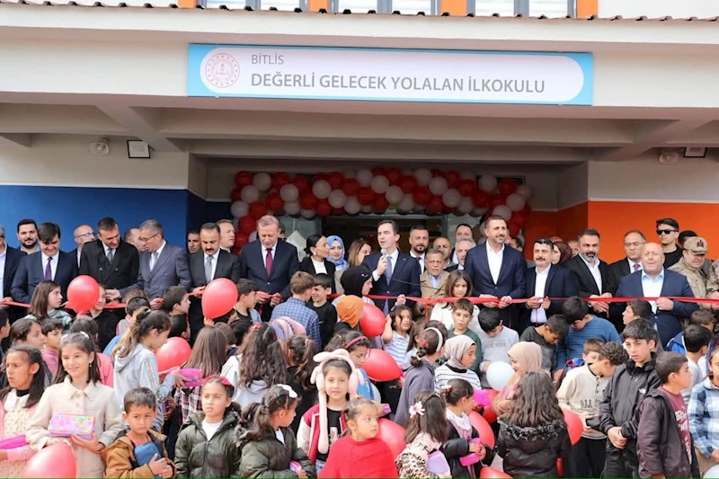 Yolalan’da ilkokul binası ve 112 Acil Komuta Merkezi hizmete açıldı
