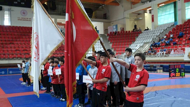 U15 Türkiye Güreş Grup Müsabakalarının açılışı yapıldı
