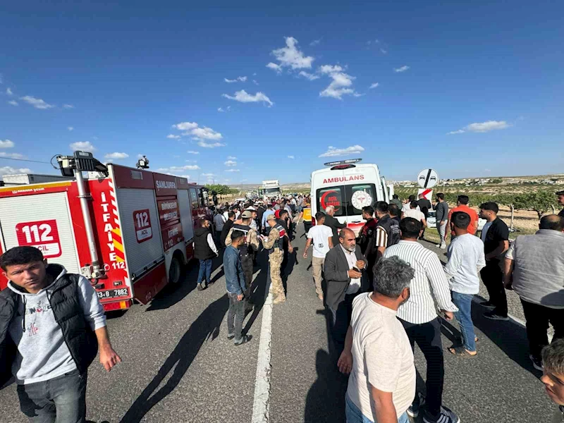 Şanlıurfa’da otomobiller çarpıştı: 2’si ağır 5 yaralı
