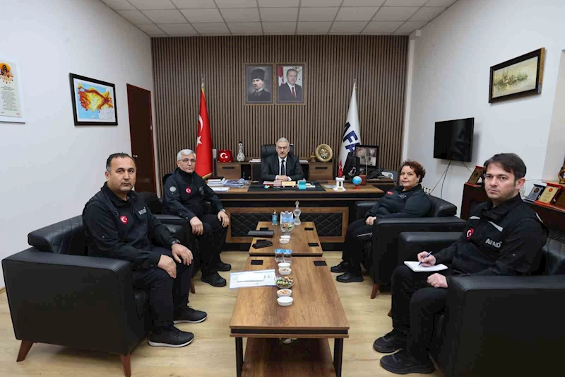 Vali Ayyıldız’dan AFAD’a ziyaret
