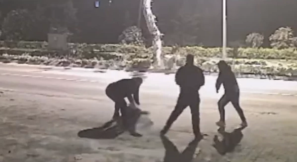 Husumetli oldukları genci darbederek bıçaklayan 4 şüpheli serbest bırakıldı
