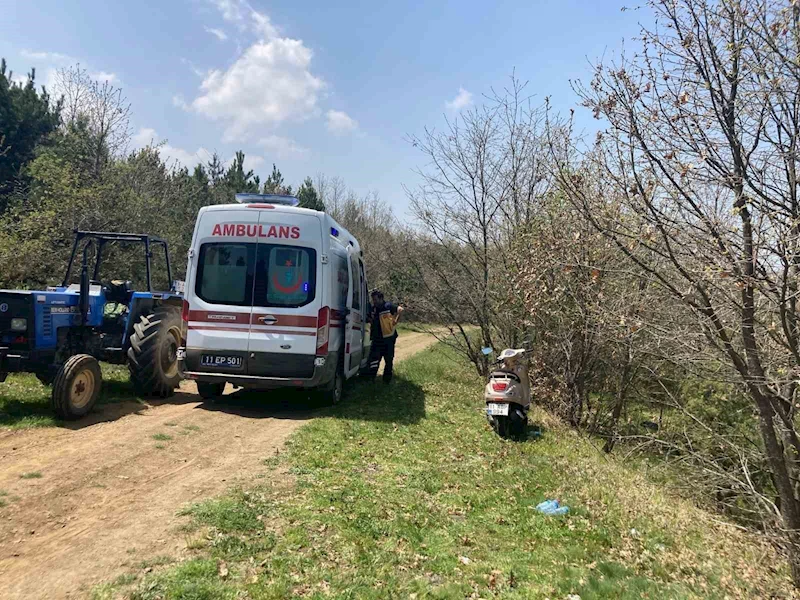 Bilecik’te motosikletin devrilmesi sonucu meydana gelen trafik kazasında 2 kişi yaralandı

