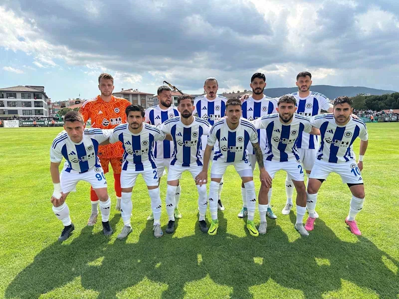 Uşakspor mağlup oldu, Fosfatspor play-off’a yükseldi
