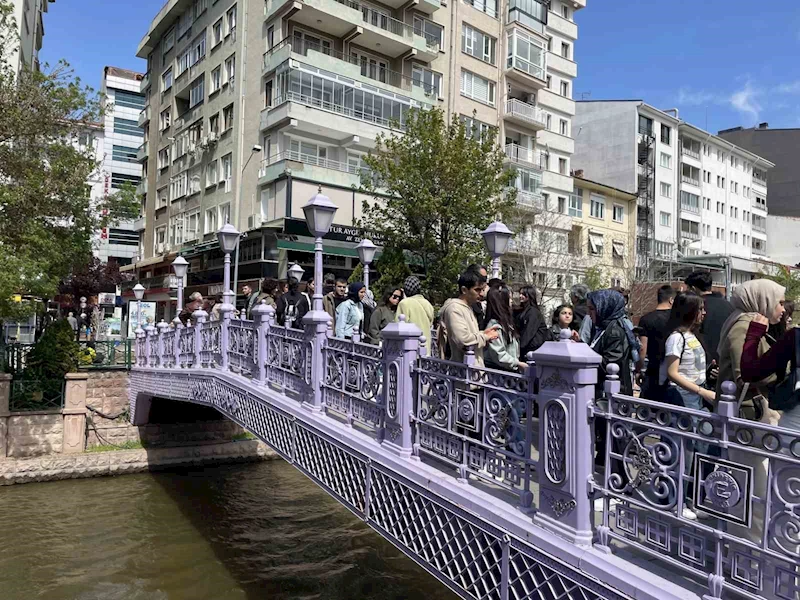 Eskişehir’e bahar geldi
