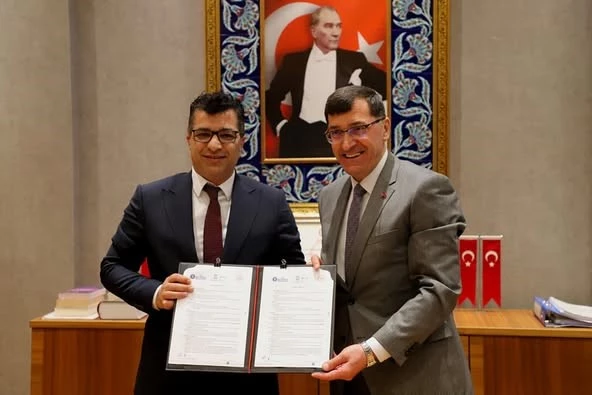 Vefa Semt Spor Alanı 15 yıllığına Kütahya Gençlik ve Spor İl Müdürlüğü’ne tahsis edildi
