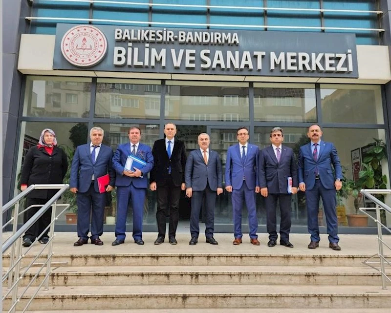 Balıkesir’de eğitim yatırımları ve planlamalar masaya yatırıldı
