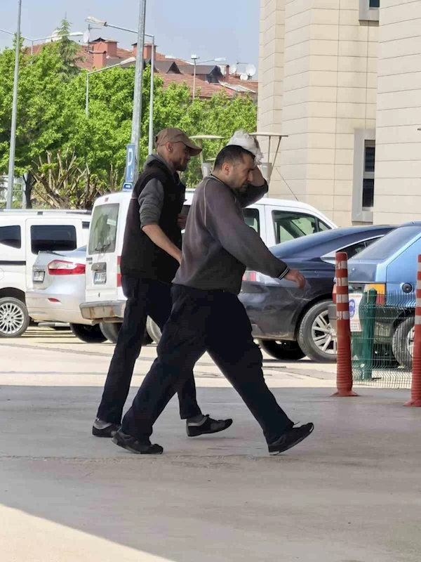Fabrika işçisinin başına gelmeyen kalmadı
