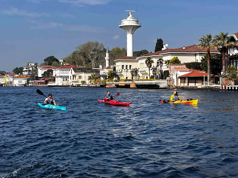 Dublin’den İstanbul’a kanoyla geldiler: Kanserli çocuklar için 7 ay süren zorlu yolculuk tamamlandı
