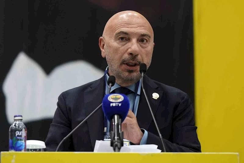 Hakan Bilal Kutlualp, Fenerbahçe başkanlığına adaylığını açıkladı
