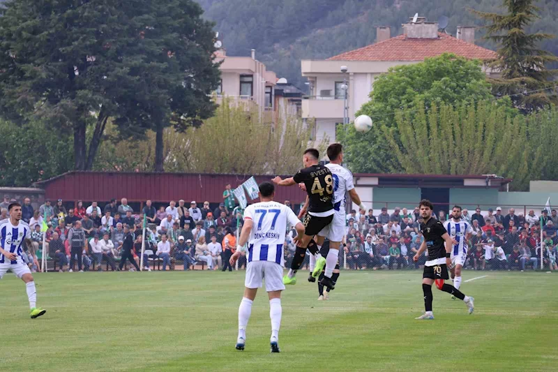 TFF 3. Lig: Muğlaspor: 0 - Mazıdağı Fosfat: 3
