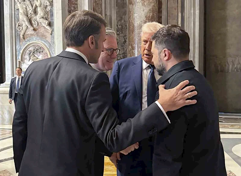 ABD, Ukrayna, Fransa ve İngiltere liderleri Vatikan’da bir araya geldi
