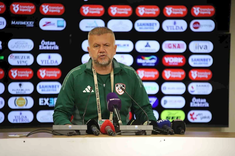 Volkan Kazak: 