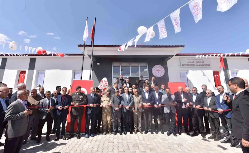 Ahlat’ta Şehit Mesut Ardıç’ın adı ASM’de yaşatılacak
