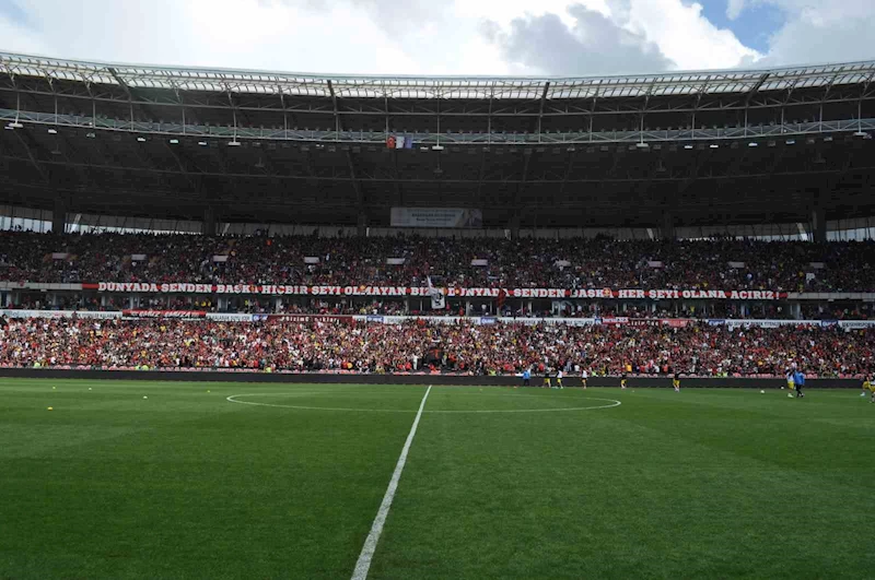 Eskişehirspor’dan tarihi taraftar rekoru
