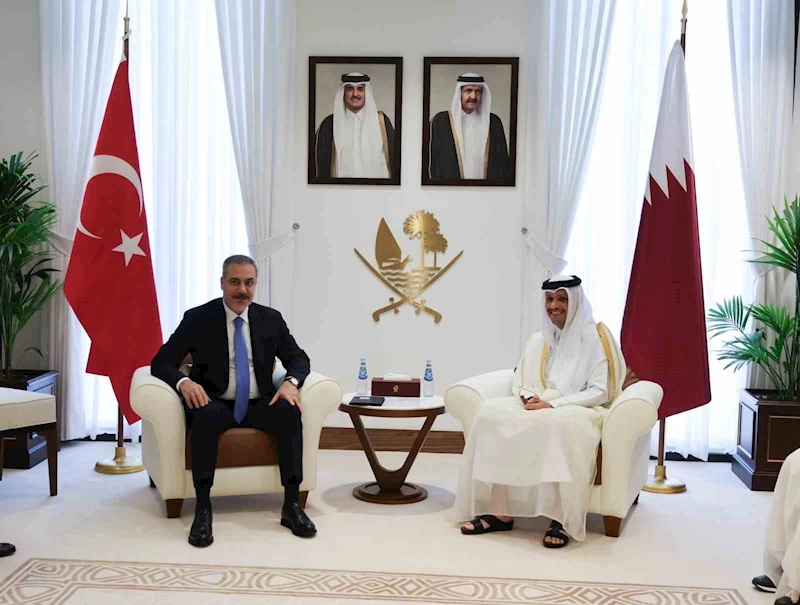 Dışişleri Bakanı Fidan, Katarlı mevkidaşı Abdurrahman Al-Thani ile görüştü
