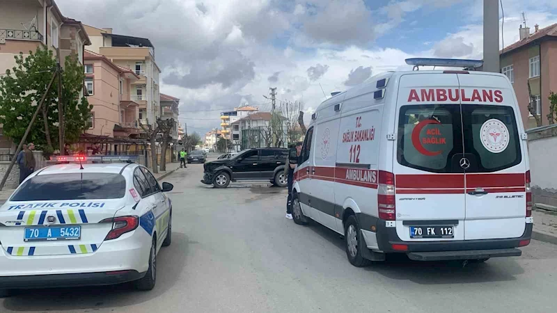 Karaman’da cip ile otomobil çarpıştı: 2 yaralı
