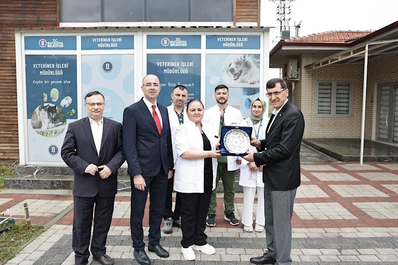 Başkan Eyüp Kahveci, Dünya Veteriner Hekimler Günü’nü kutladı
