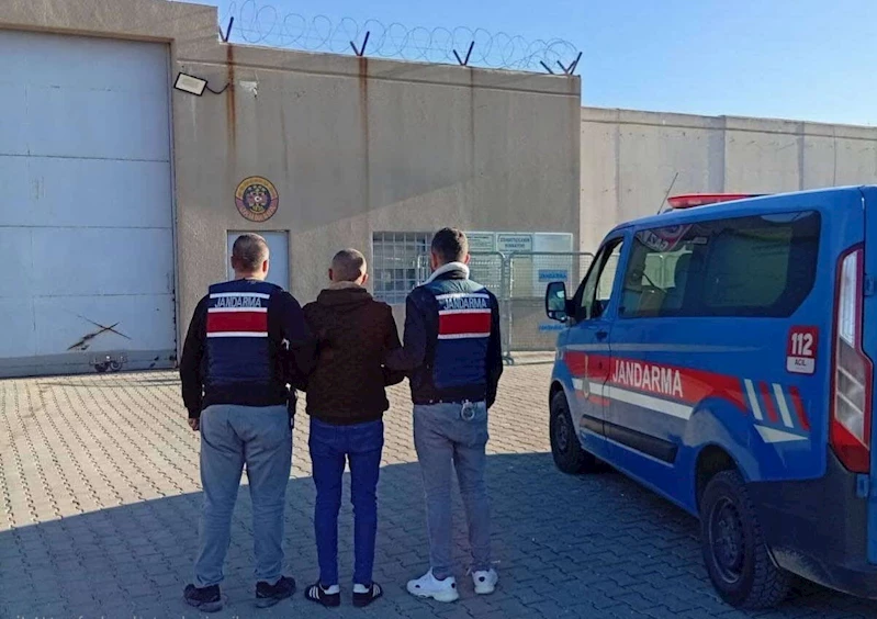 Kesinleşmiş 13 yıl cezayla aranan uyuşturucu taciri yakalandı
