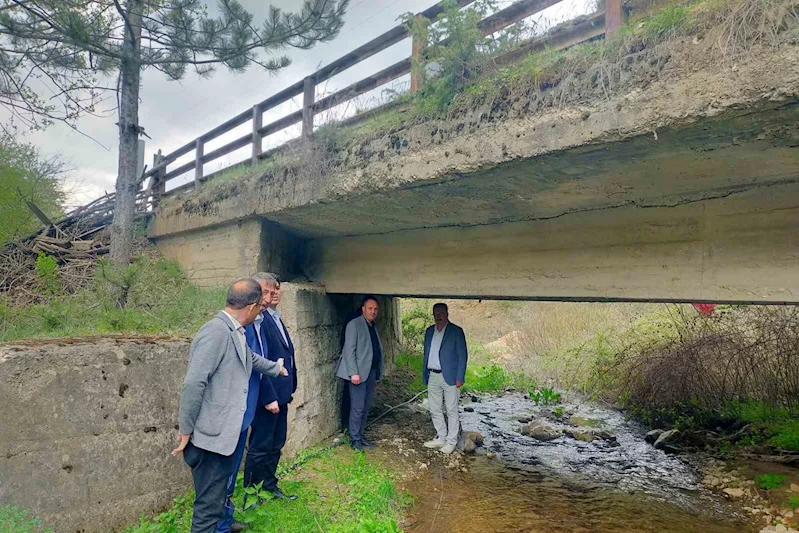 Hisarcık’ta deprem sonrası yol ve köprülerde inceleme
