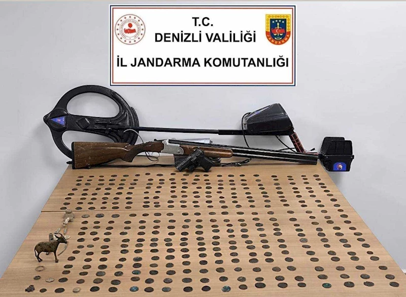 Jandarmanın operasyonunda Roma dönemine ait tarihi eserler ele geçirildi
