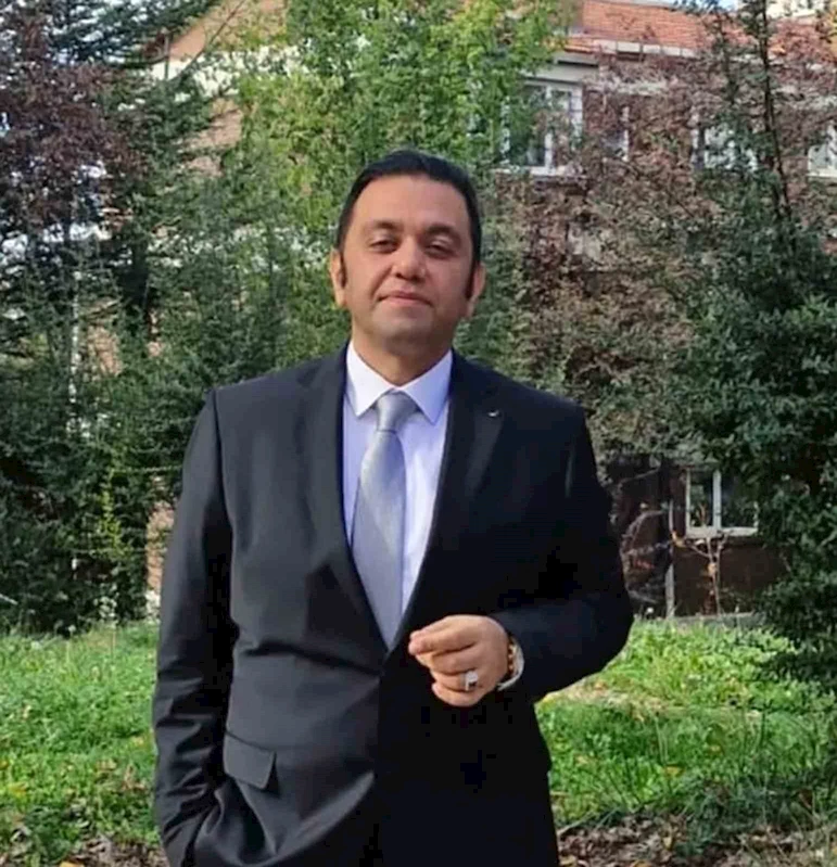 Doç. Dr. Bedri Kurtuluş, 