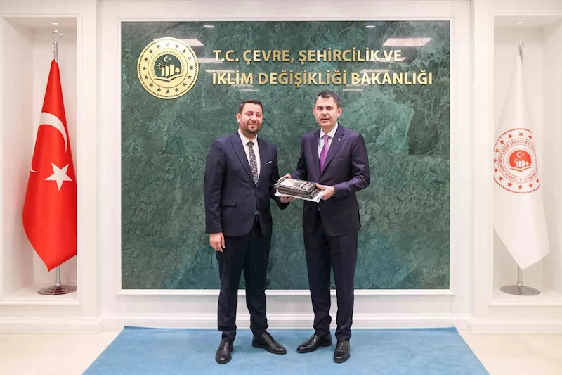 TİP’li Samandağ Belediye Başkanı’ndan Bakan Kurum’a teşekkür ziyareti
