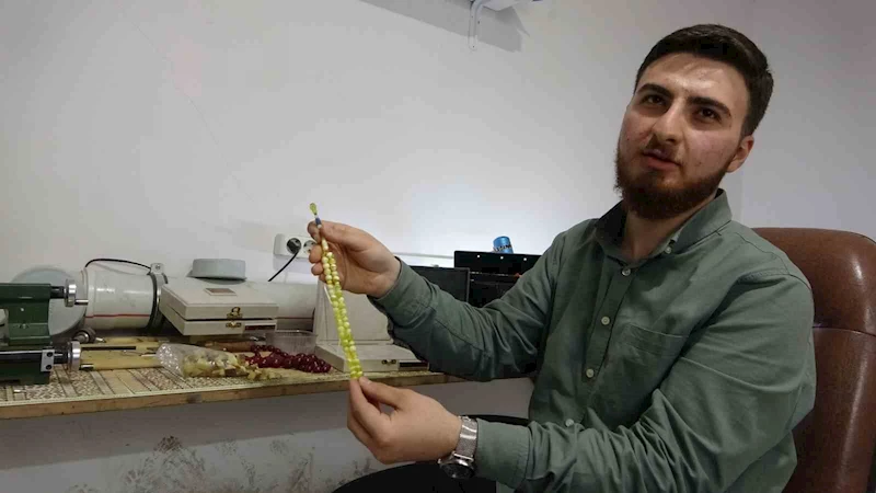 Usta ellerin ürettiği  
